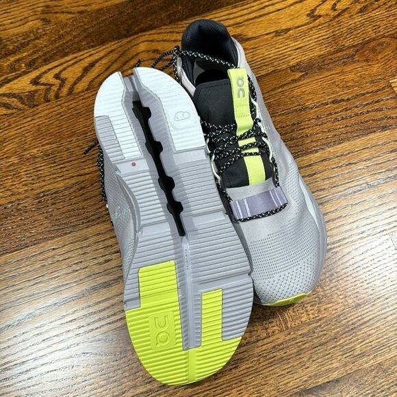 Size 11 On Running Cloudnova
Performance tech - Picture 5 of 6